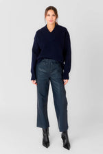 Women's blue leather trousers with an elasticated waist - Image n°2