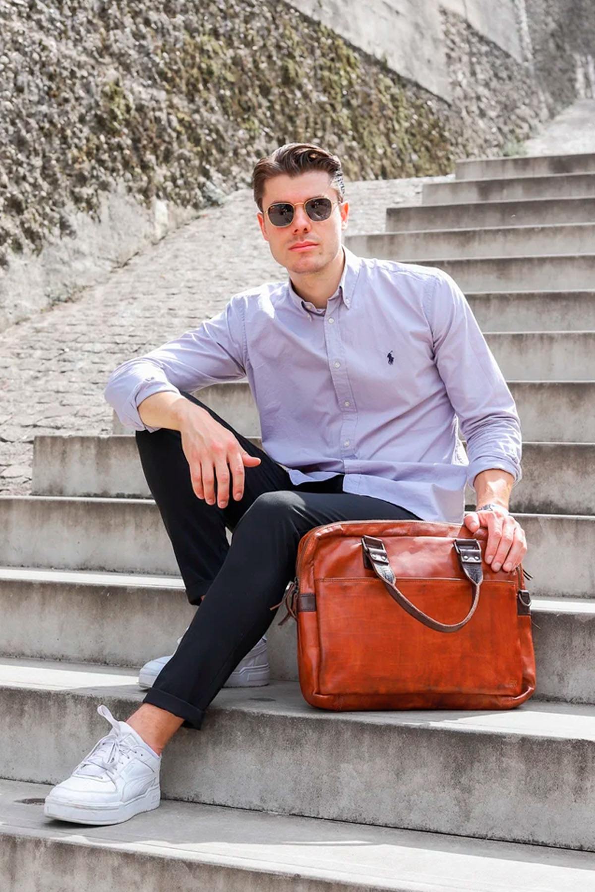 Cognac and brown leather laptop bag - Image n°6