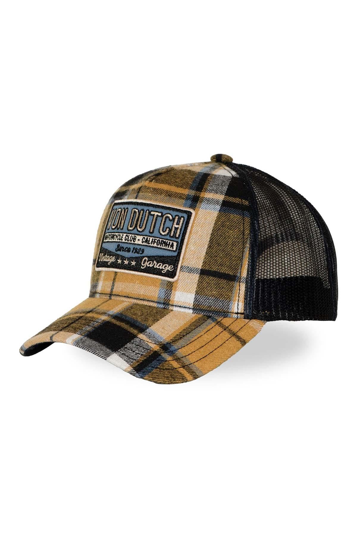 Check-pattern cap with a yellow and navy blue badge - Image n°7