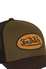 Cap with patch and premium finishes - Image n°4