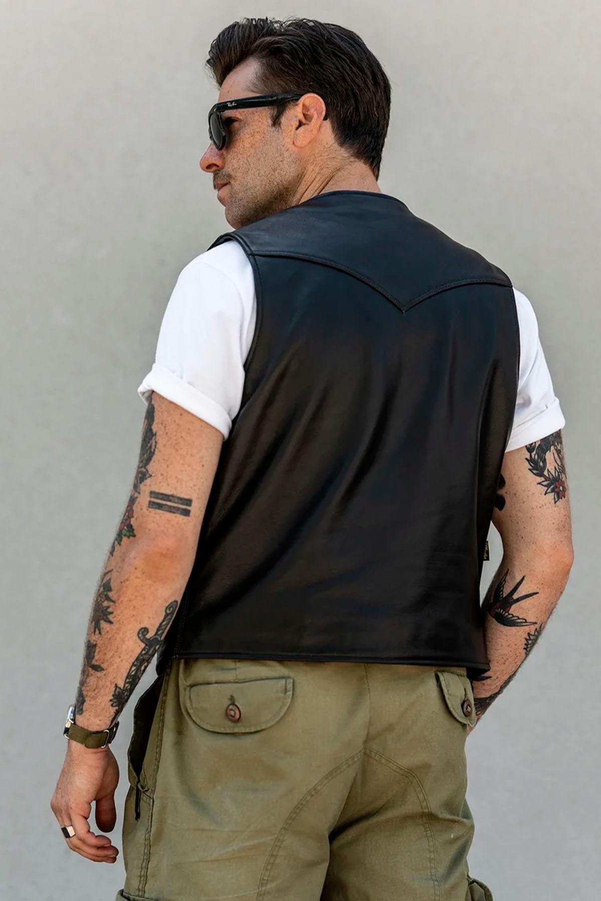 Men's black cowhide leather vest - Image n°3