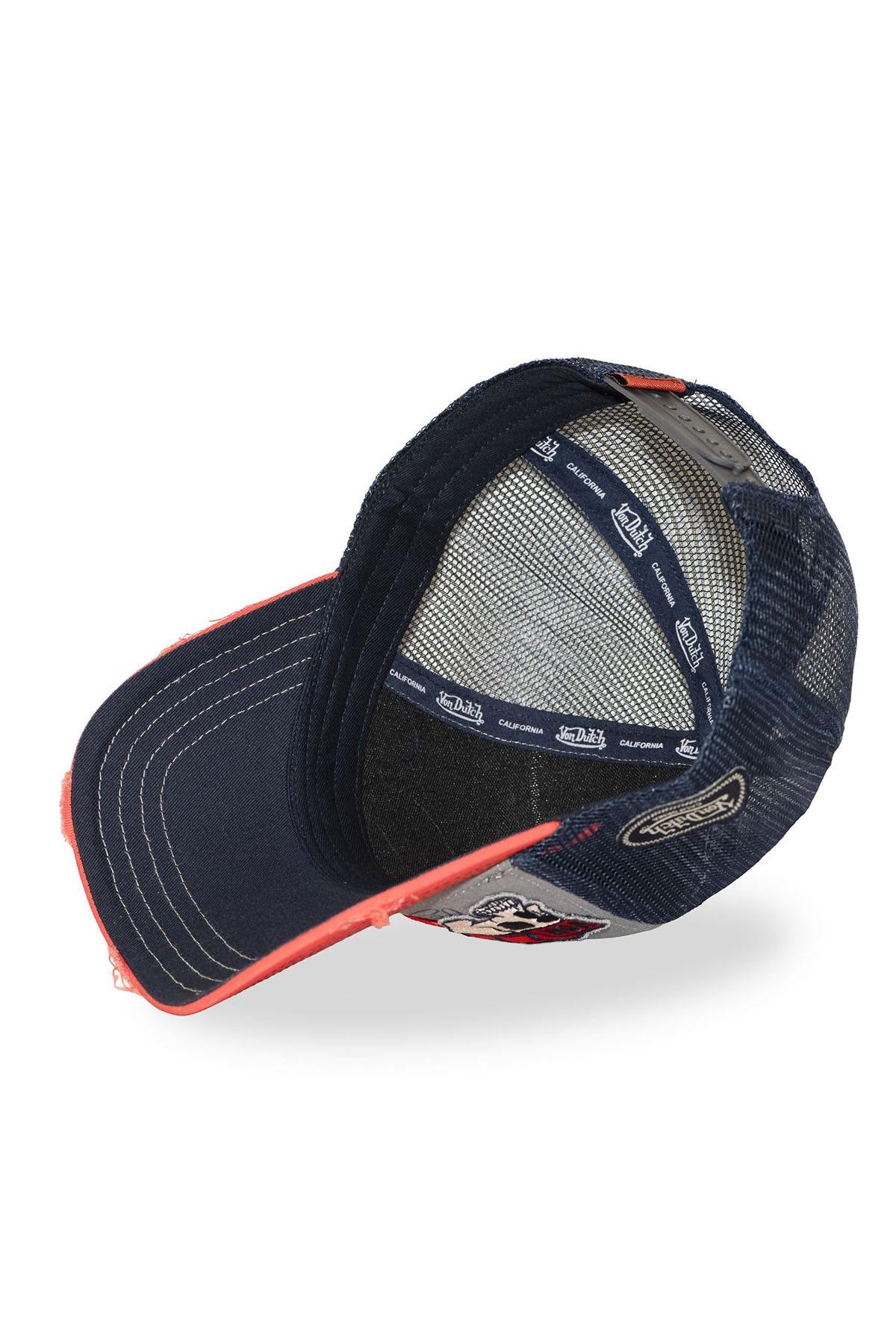 Red and grey trucker cap with patch and print - Image n°5