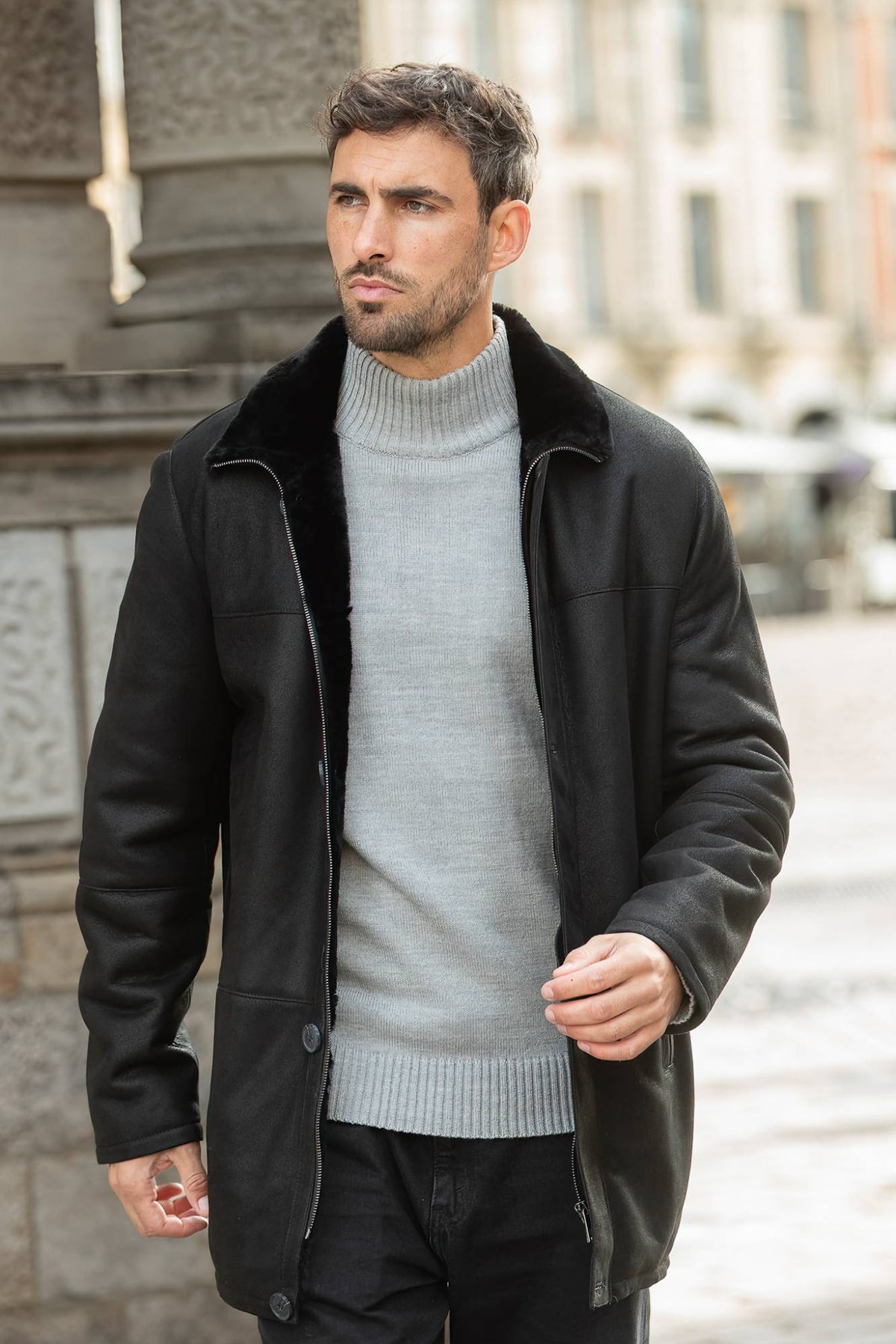 Black long shearling leather coat - Image n°4