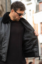 Timeless black leather flight jacket - Image n°5