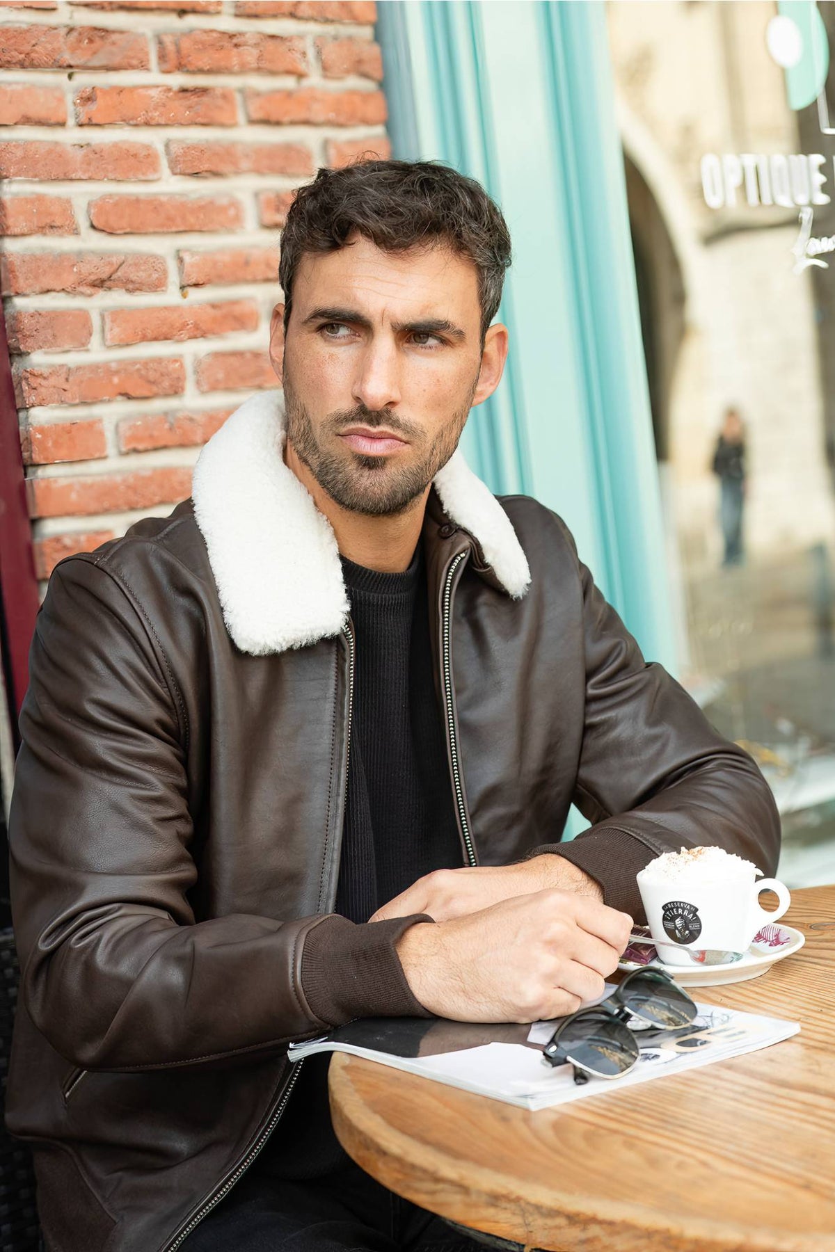 Timeless brown leather flight jacket - Image n°6