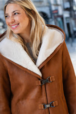 Chic whisky-colored shearling hooded coat - Image n°6