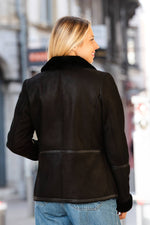 Chic Reimagined Black Women’s Shearling Jacket! - Image n°3