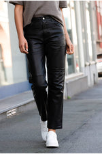 Women's straight-leg black leather trousers - Image n°1