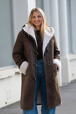 Long hooded brown shearling leather coat - Image n°2