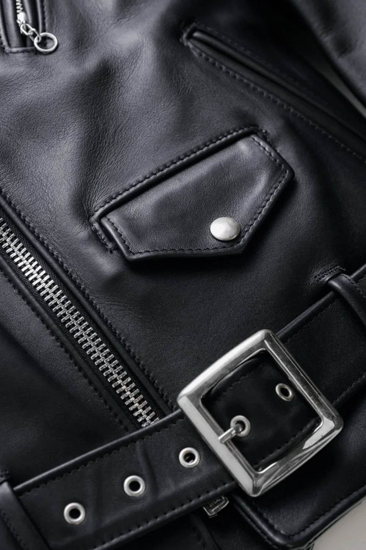 613S Slim Fit Perfecto® by Schott-black steerhide, slim, iconic. - Image n°5