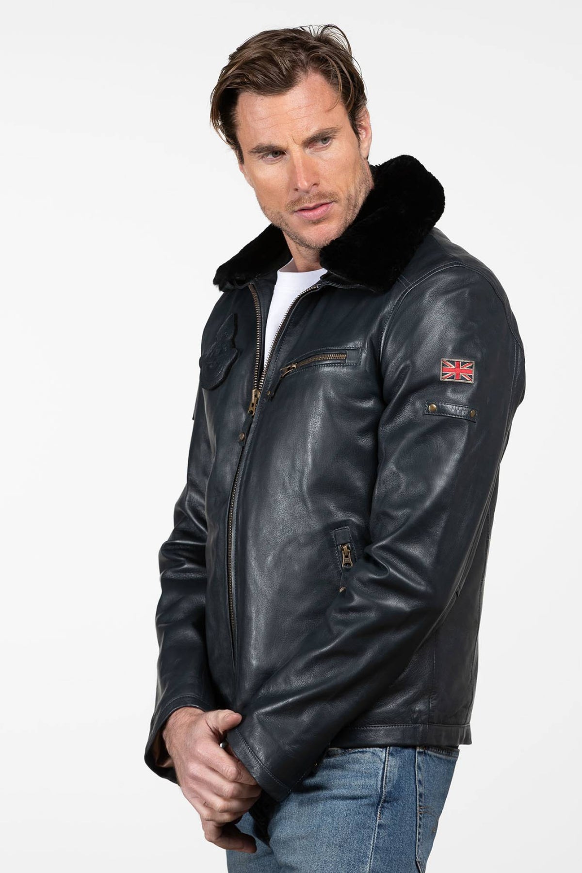 Black leather jacket with aviator collar - Image n°2
