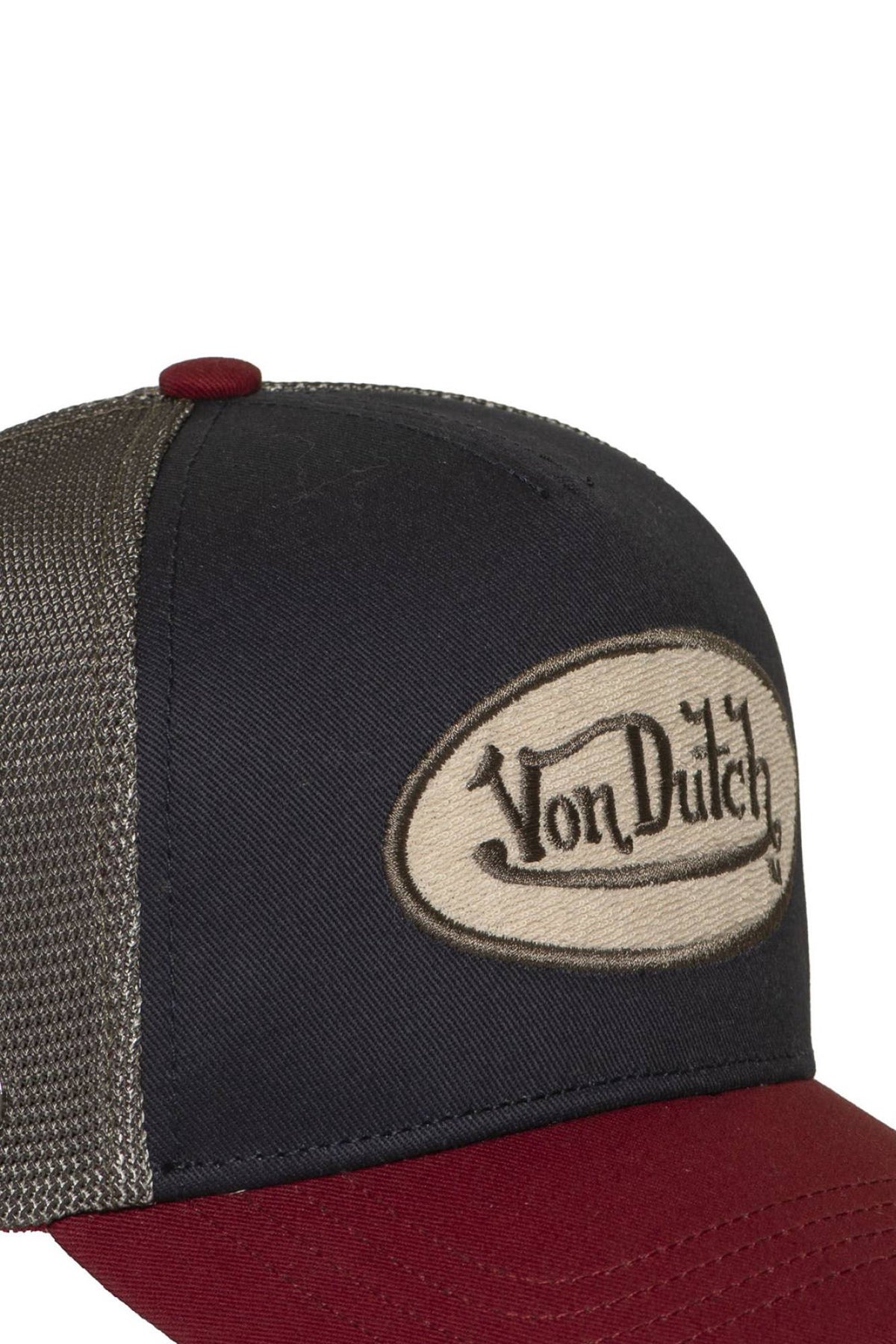 Red and grey trucker cap with embroidered logo - Image n°6