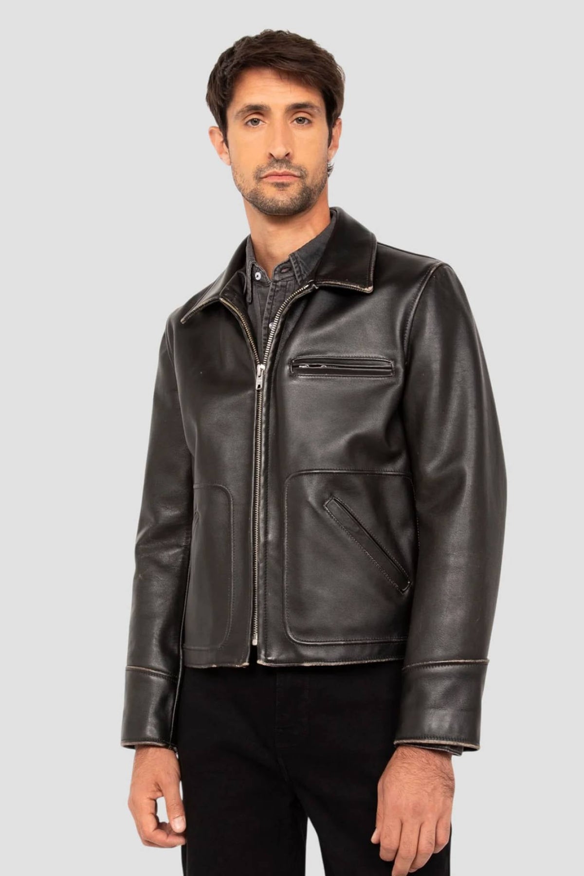 Aged cowhide leather jacket with shirt collar, Made in USA - Image n°12