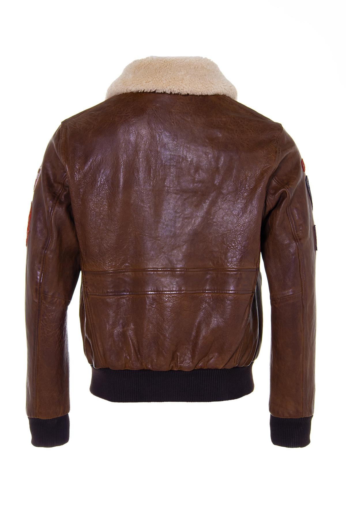 Daytona's aged lambskin aviator jacket with detachable fur collar. - Image n°7