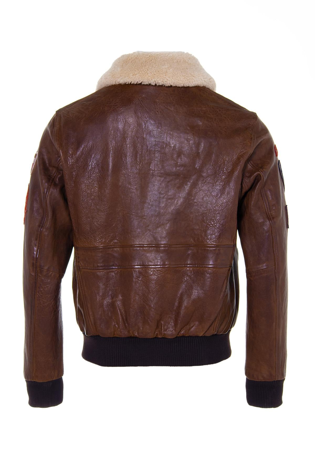 Daytona's aged lambskin aviator jacket with detachable fur collar. - Image n°7