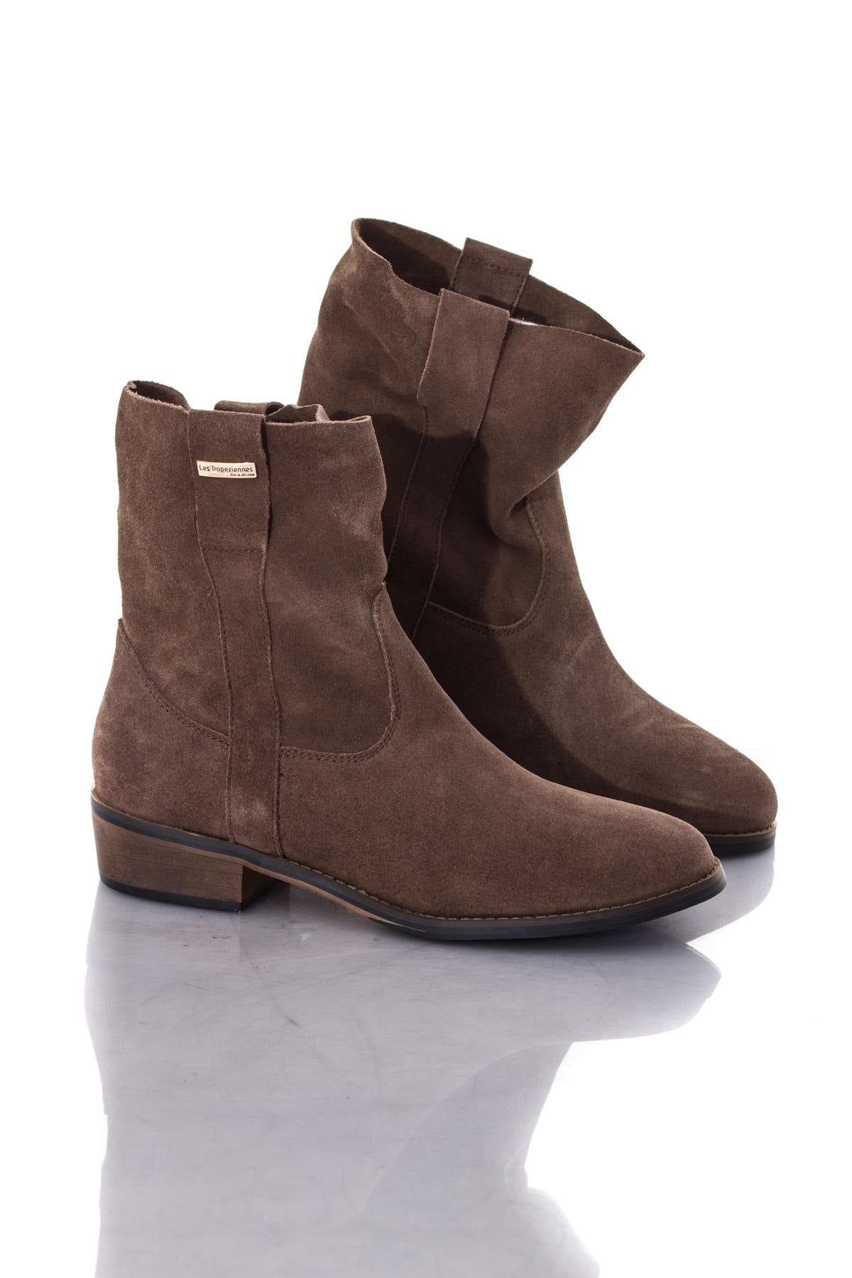 Taupe suede leather boots - Image n°1