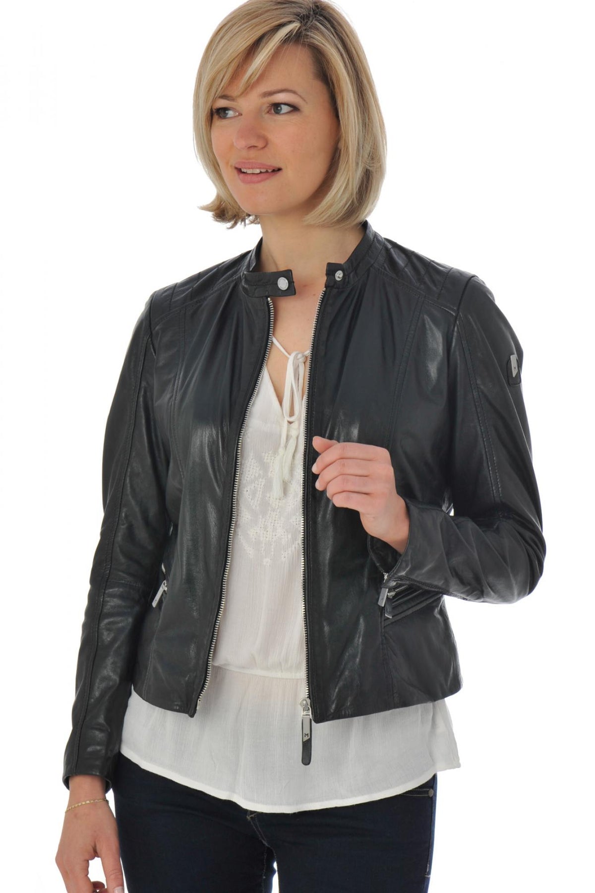 Women's black lambskin leather jacket - Image n°1