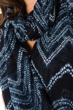 Kaporal women's navy blue scarf - Image n°2