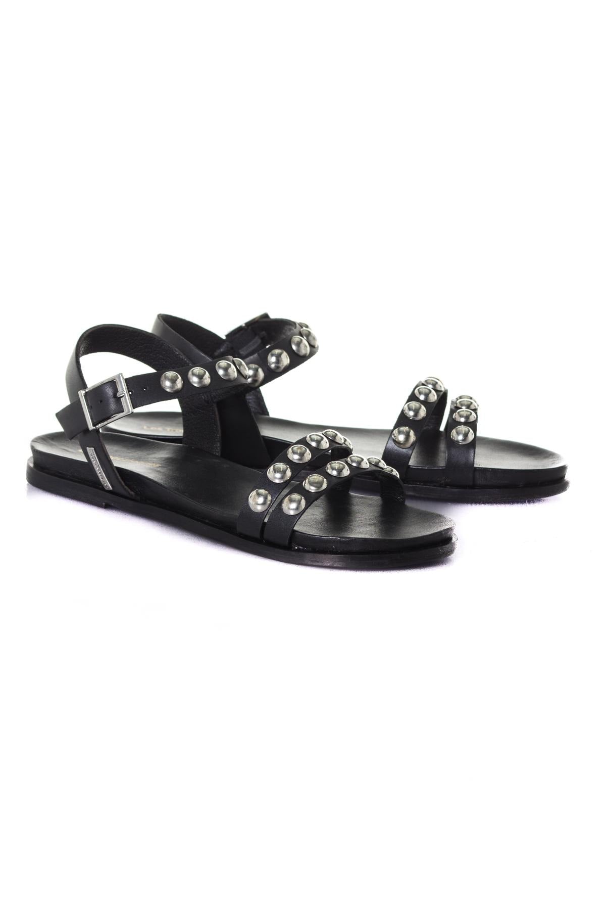 Leather sandal with rivets - Image n°1