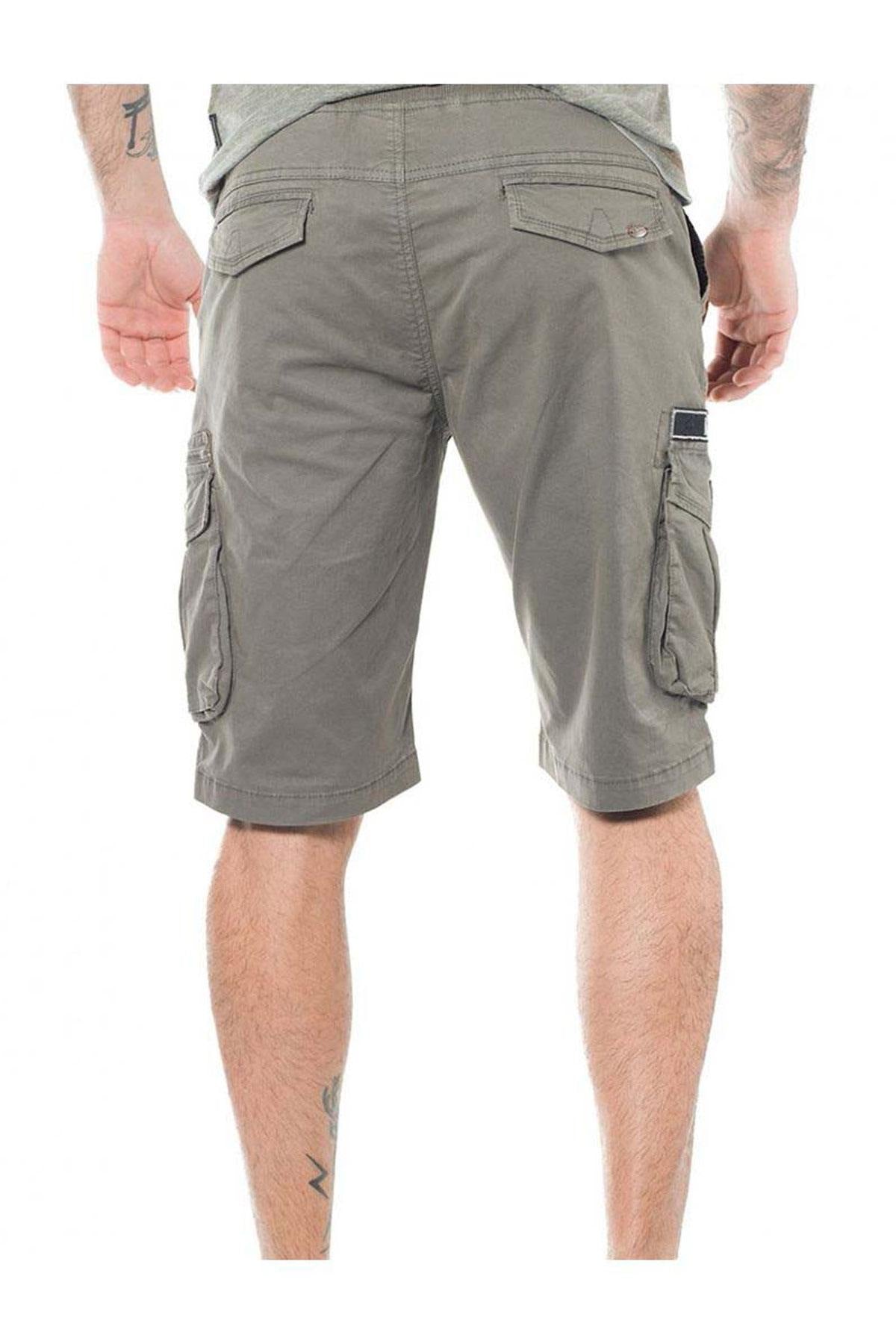Khaki Bermuda shorts with pockets - Image n°2
