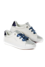 Women's white and navy sneakers - Image n°1