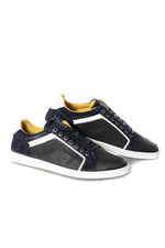 Men's navy and white sneakers - Image n°1