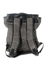 Gray and black backpack - Image n°2
