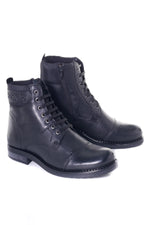 Black leather boots - Image n°1