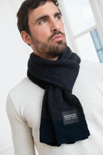 Blue scarf - Image n°2
