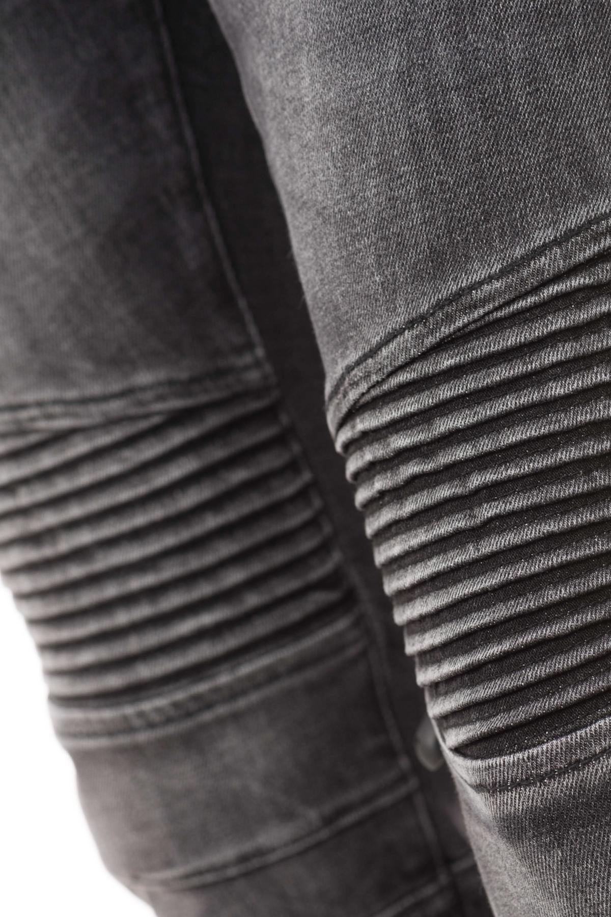  Washed Black Skinny Jeans - Image n°6
