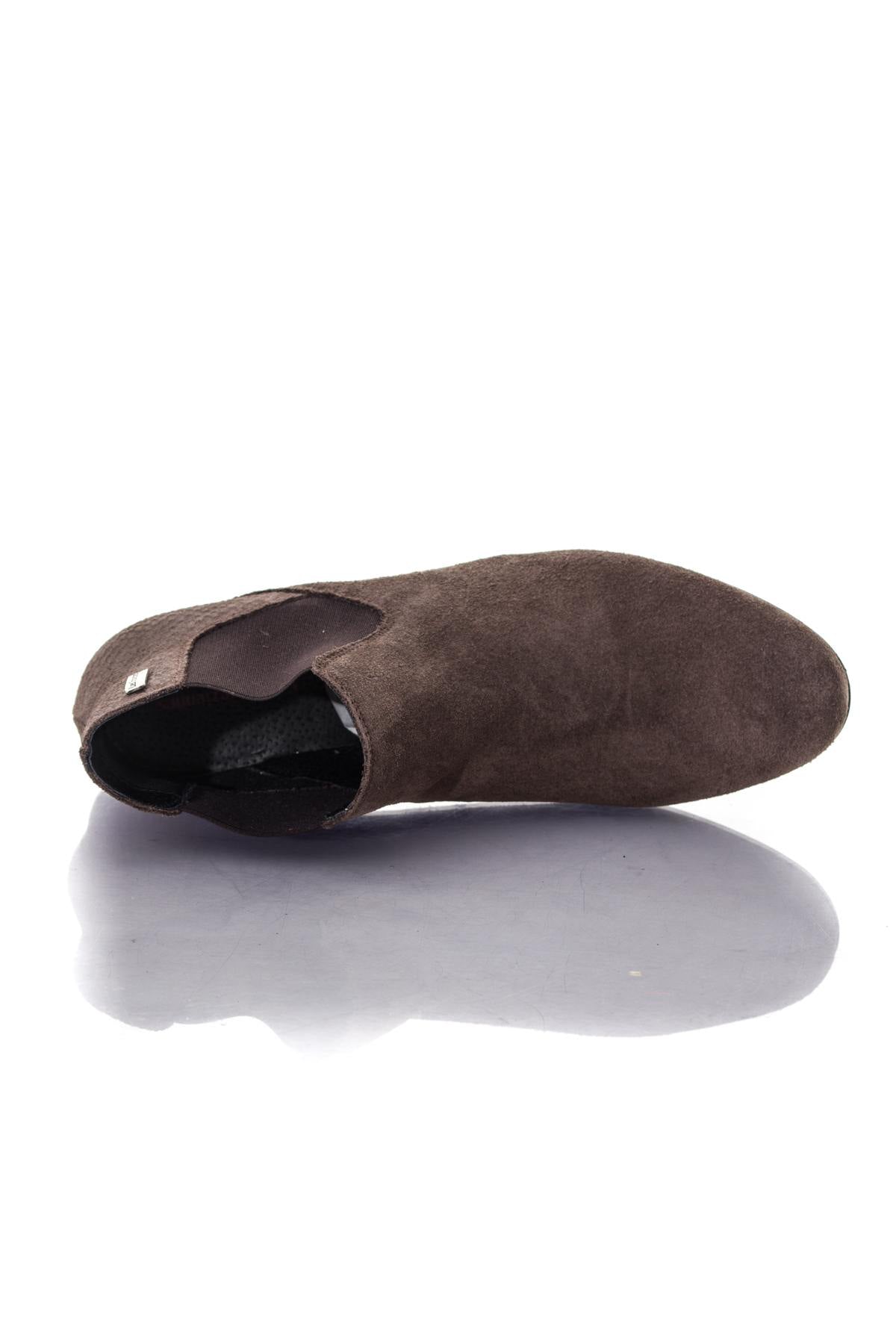Women's chelsea boots in taupe suede leather - Image n°3