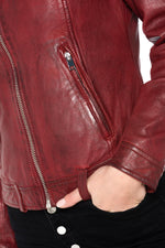Distressed red sheepskin leather jacket - Image n°4