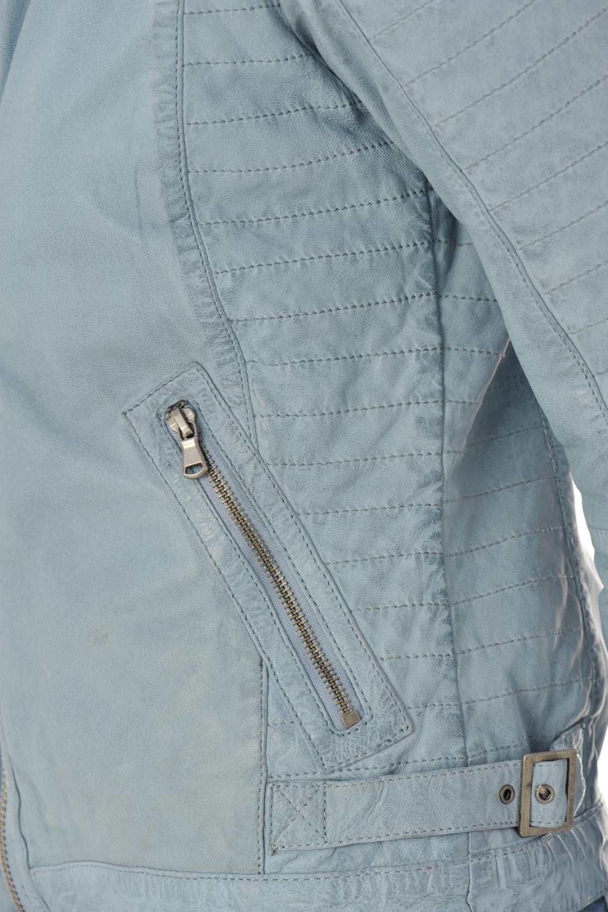 Sky blue summer leather jacket - Image n°5