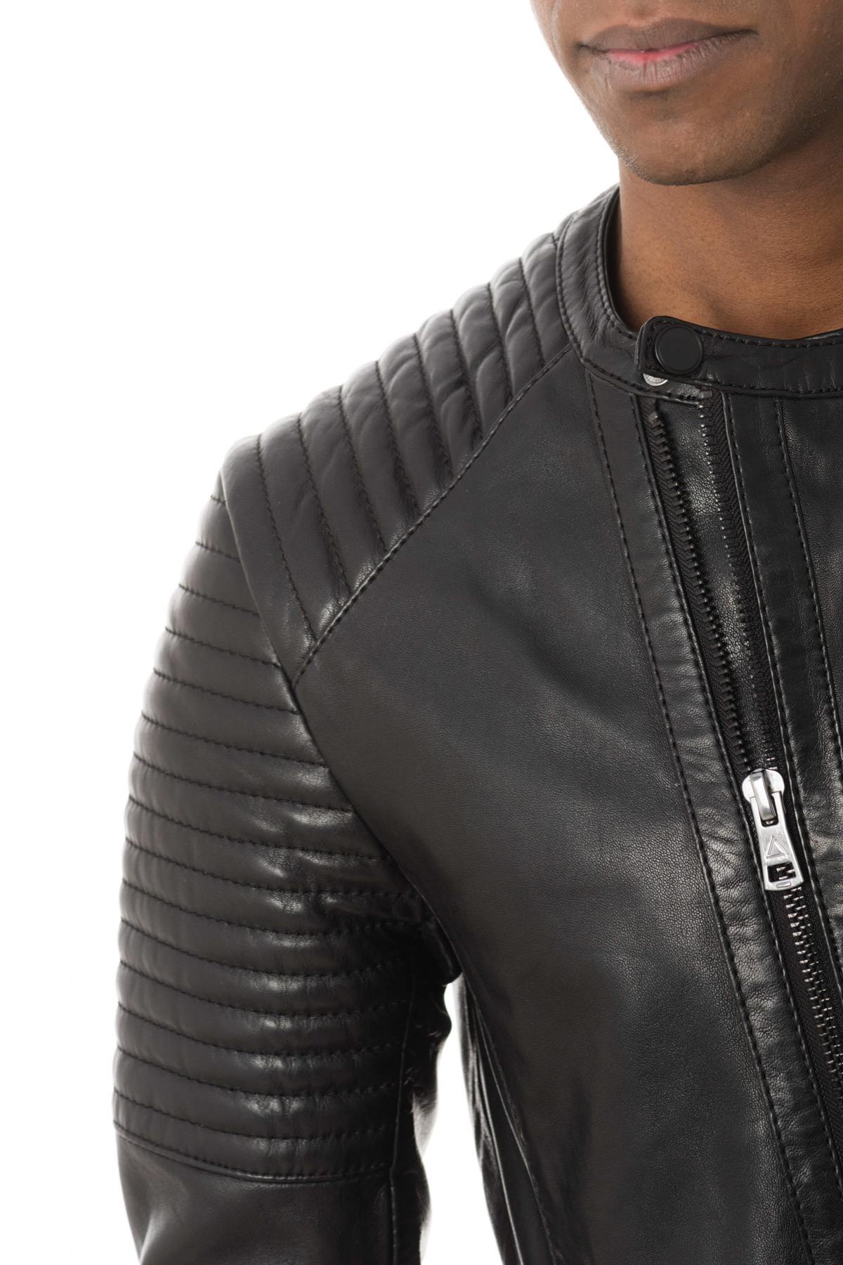Round-neck jacket in black lambskin - Image n°8