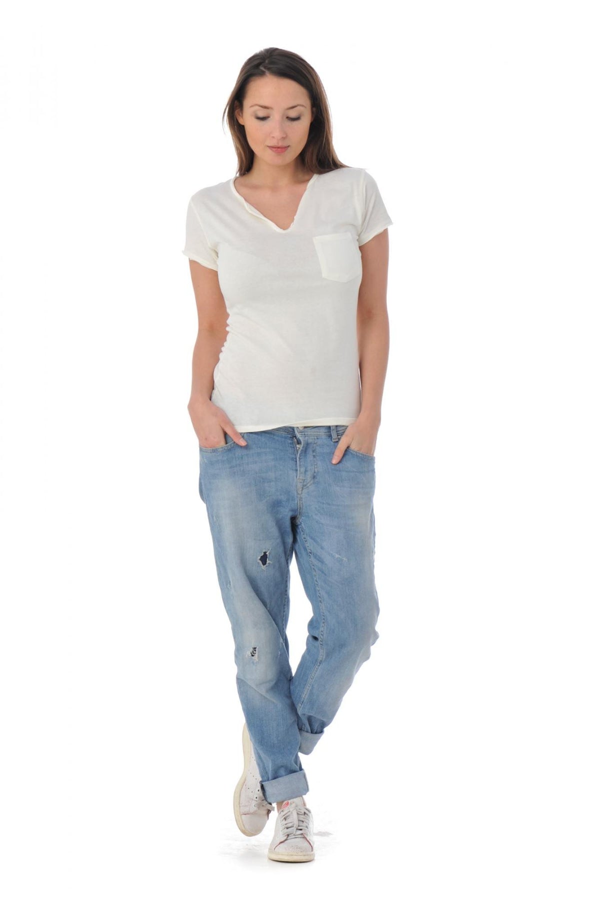 Women's off-white t-shirt with pocket - Image n°2
