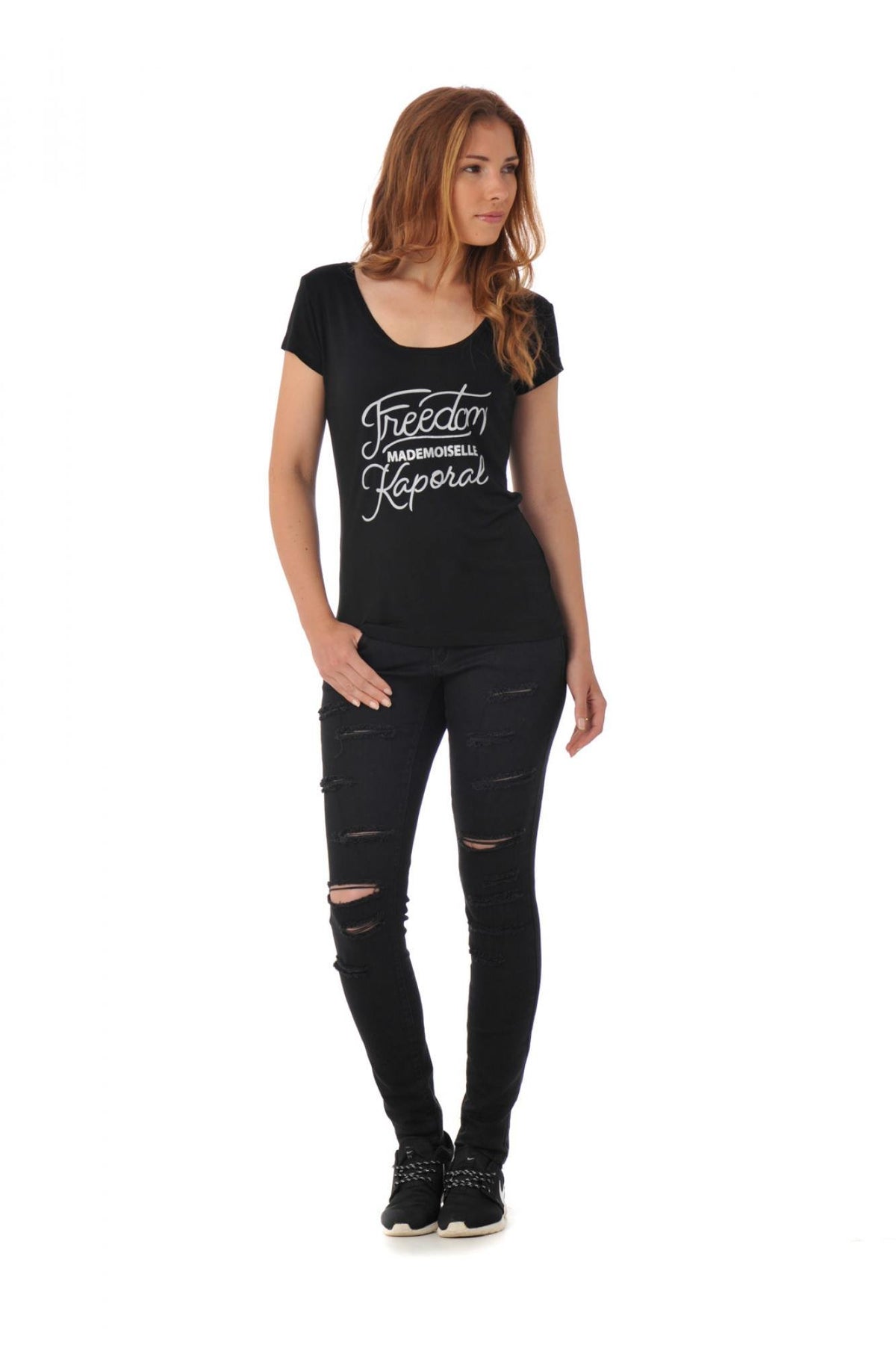 Women's black short-sleeved t-shirt - Image n°2