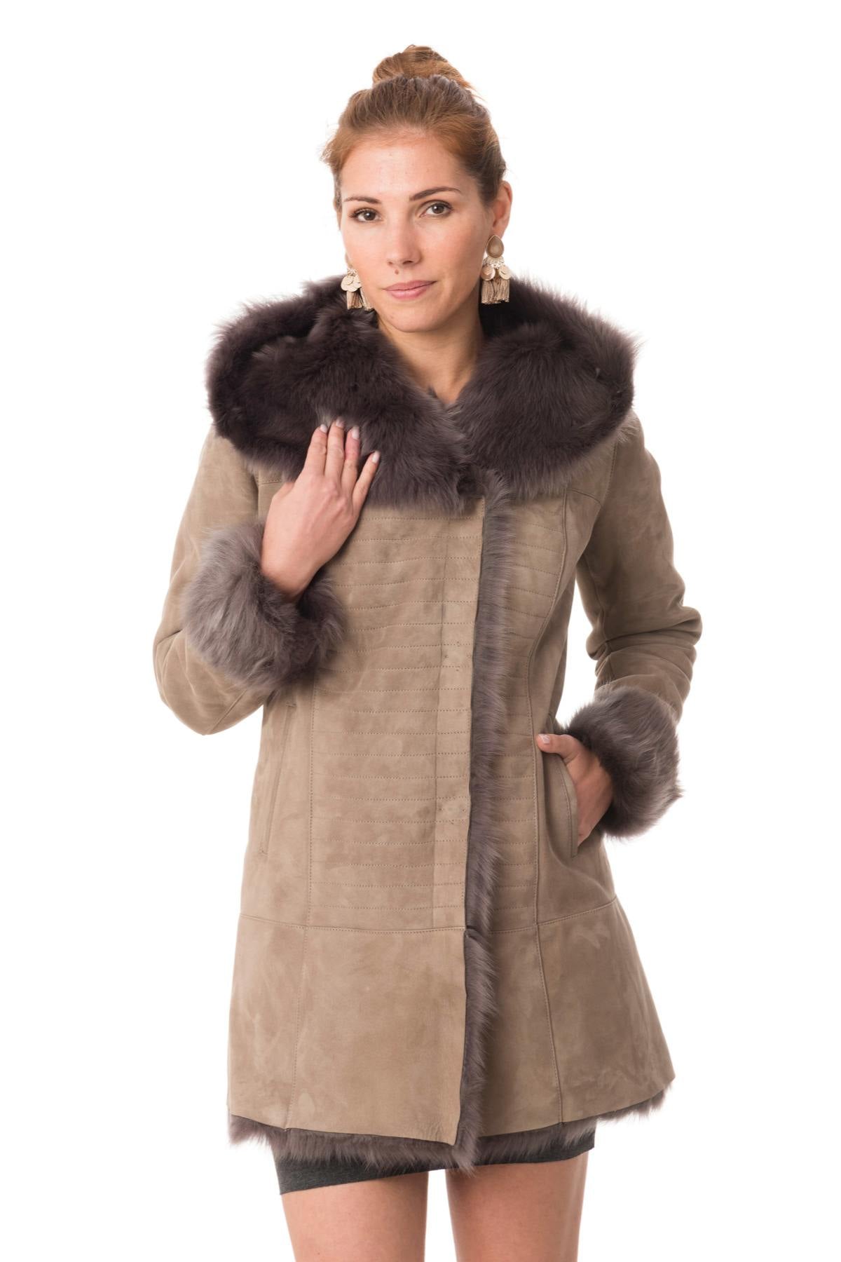 Beige shearling coat - Image n°1