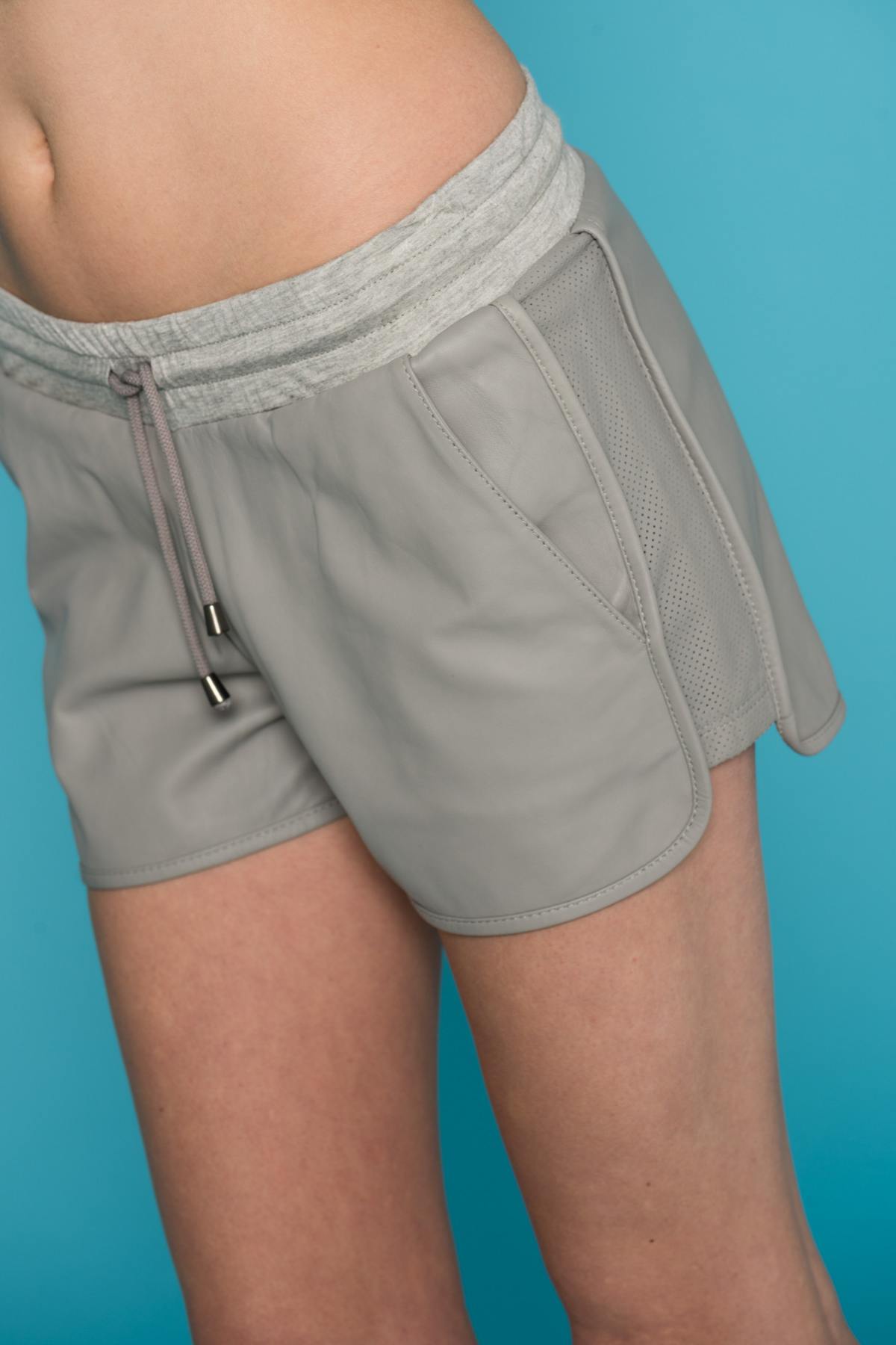 Oakwood Leather Shorts Light Gray - Image n°5
