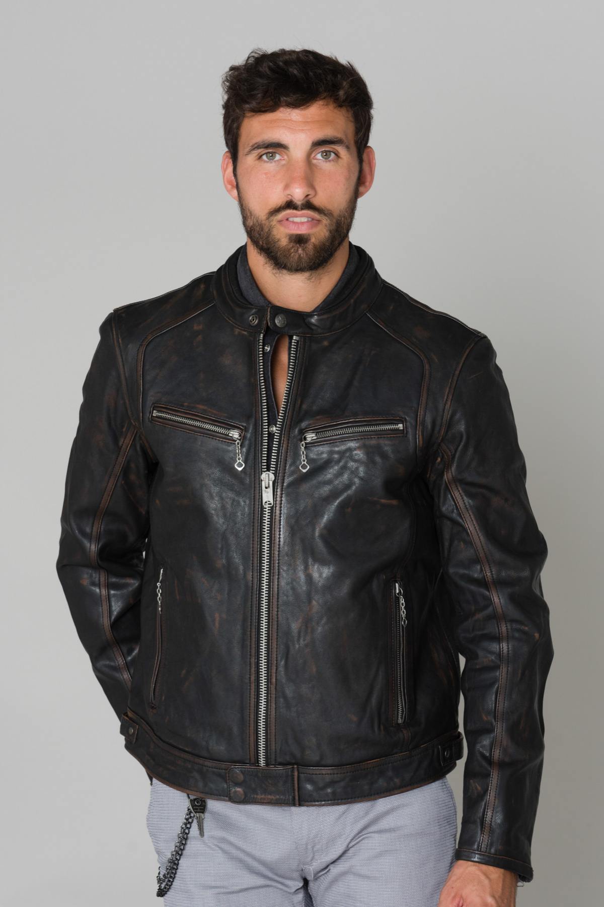  Round-neck leather jacket - Image n°3