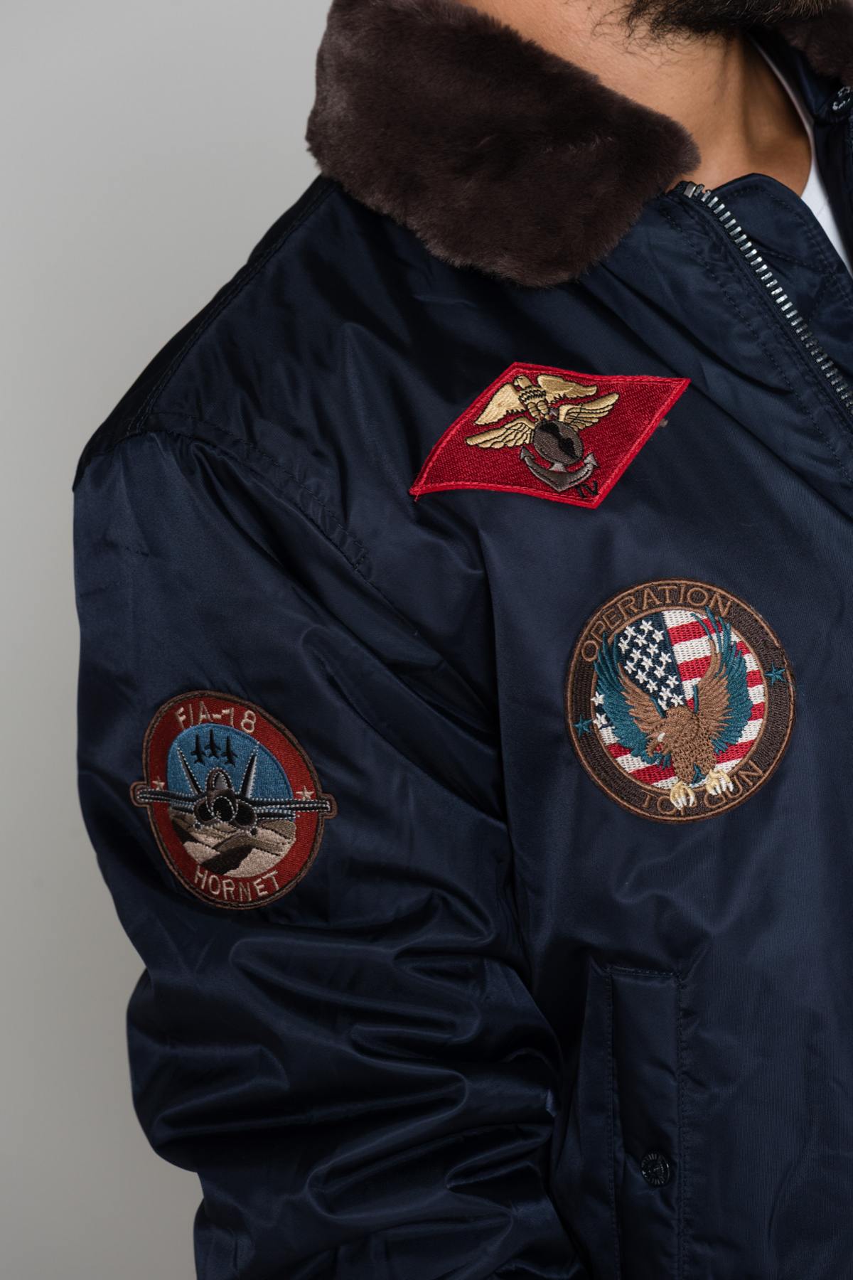 Navy blue jacket with patches - Image n°7