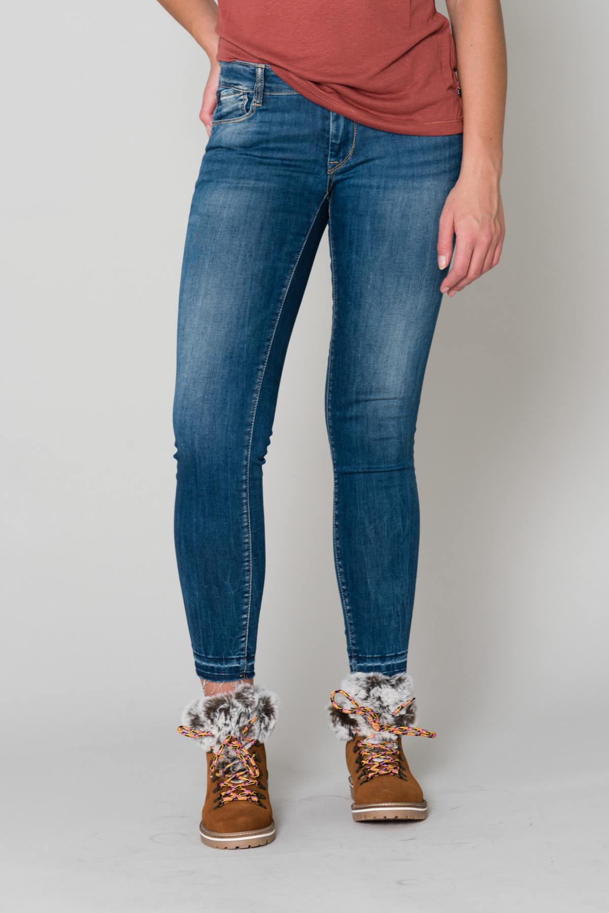 Blue jeans with 7/8 raw edge - Image n°6