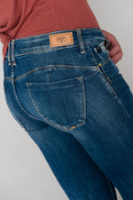 Blue jeans with 7/8 raw edge - Image n°7