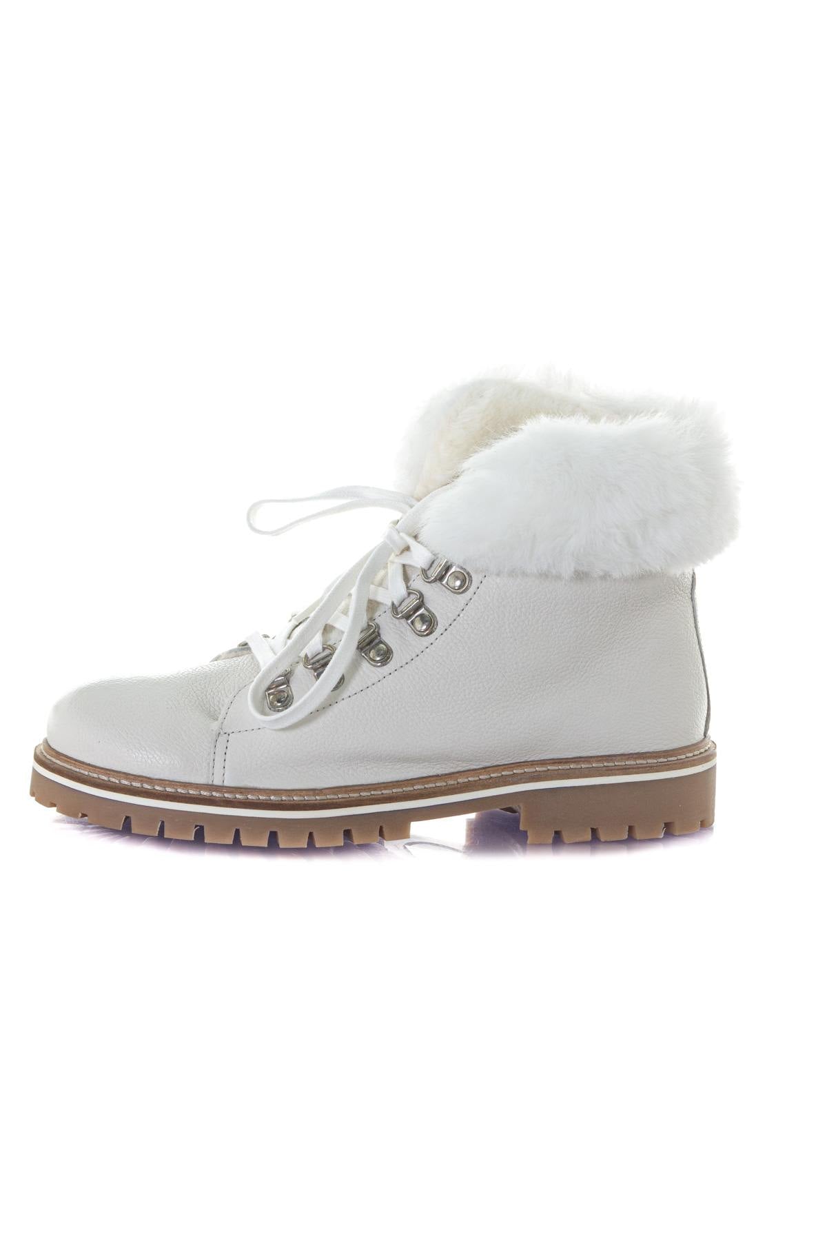 White fur-lined ankle boots - Image n°8