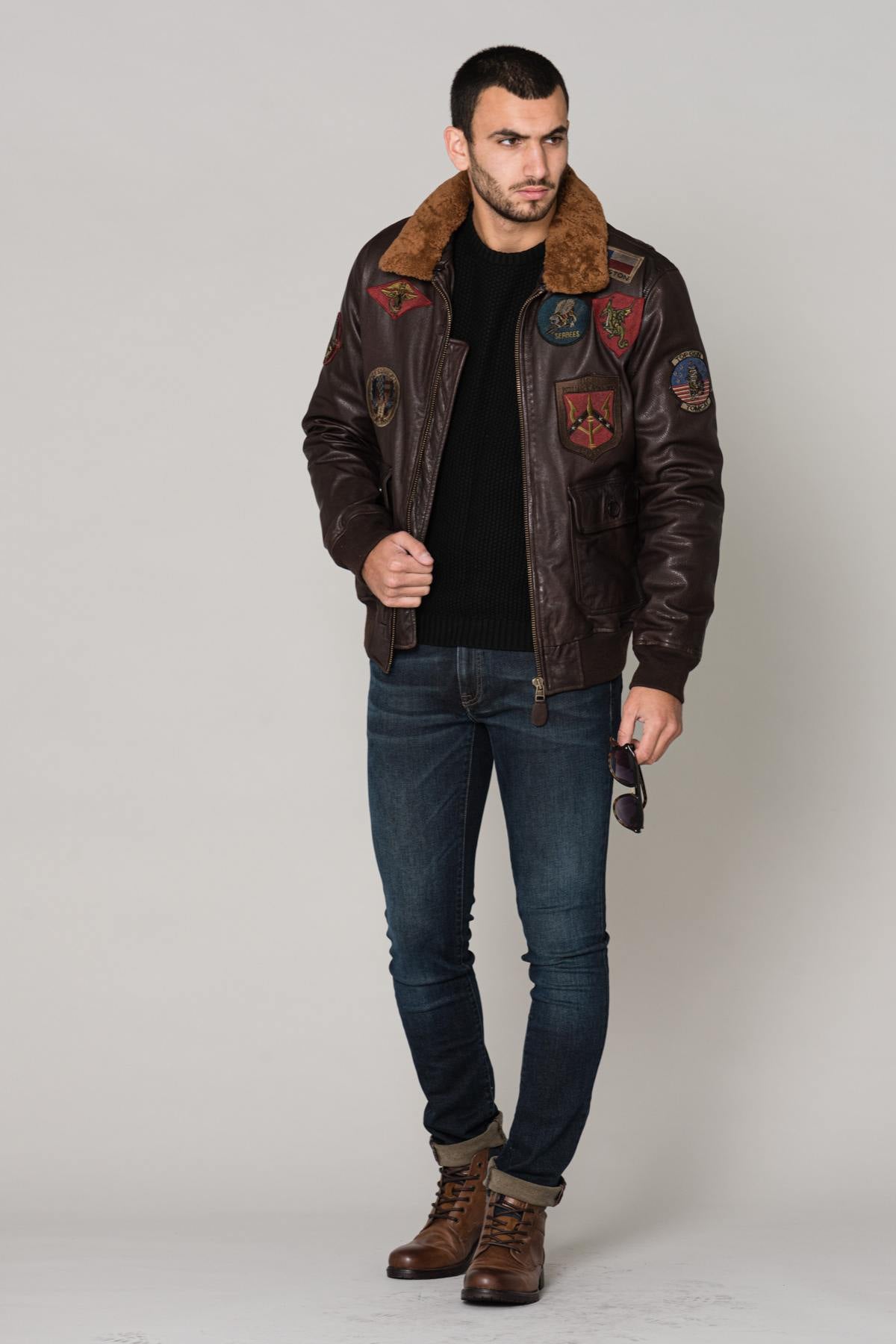  Brown aviator with patches - Image n°3