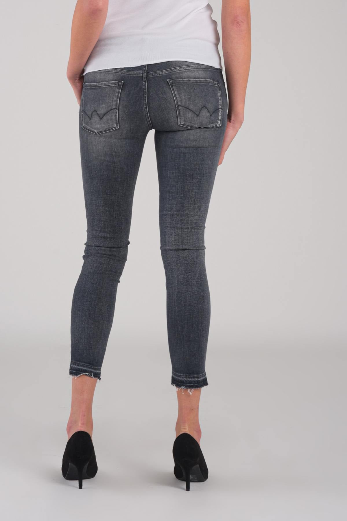 Gray jeans with fanc edges - Image n°4