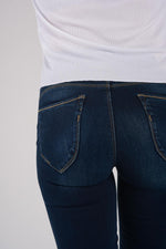 High-waisted raw blue slim jeans - Image n°5