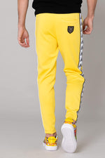 Yellow jogging pants - Image n°2