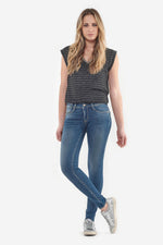 Slim fit stretch jeans with push-up effect - Image n°4
