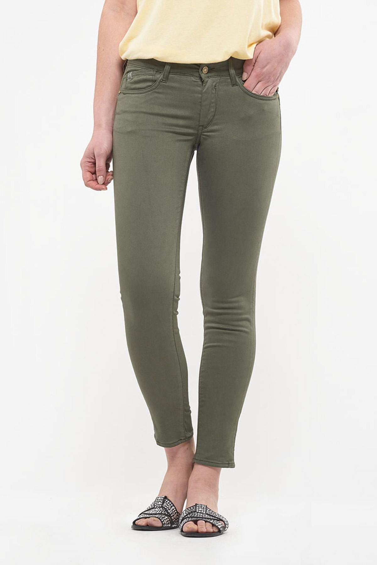 Khaki-colored slim 3/4 jeans - Image n°1