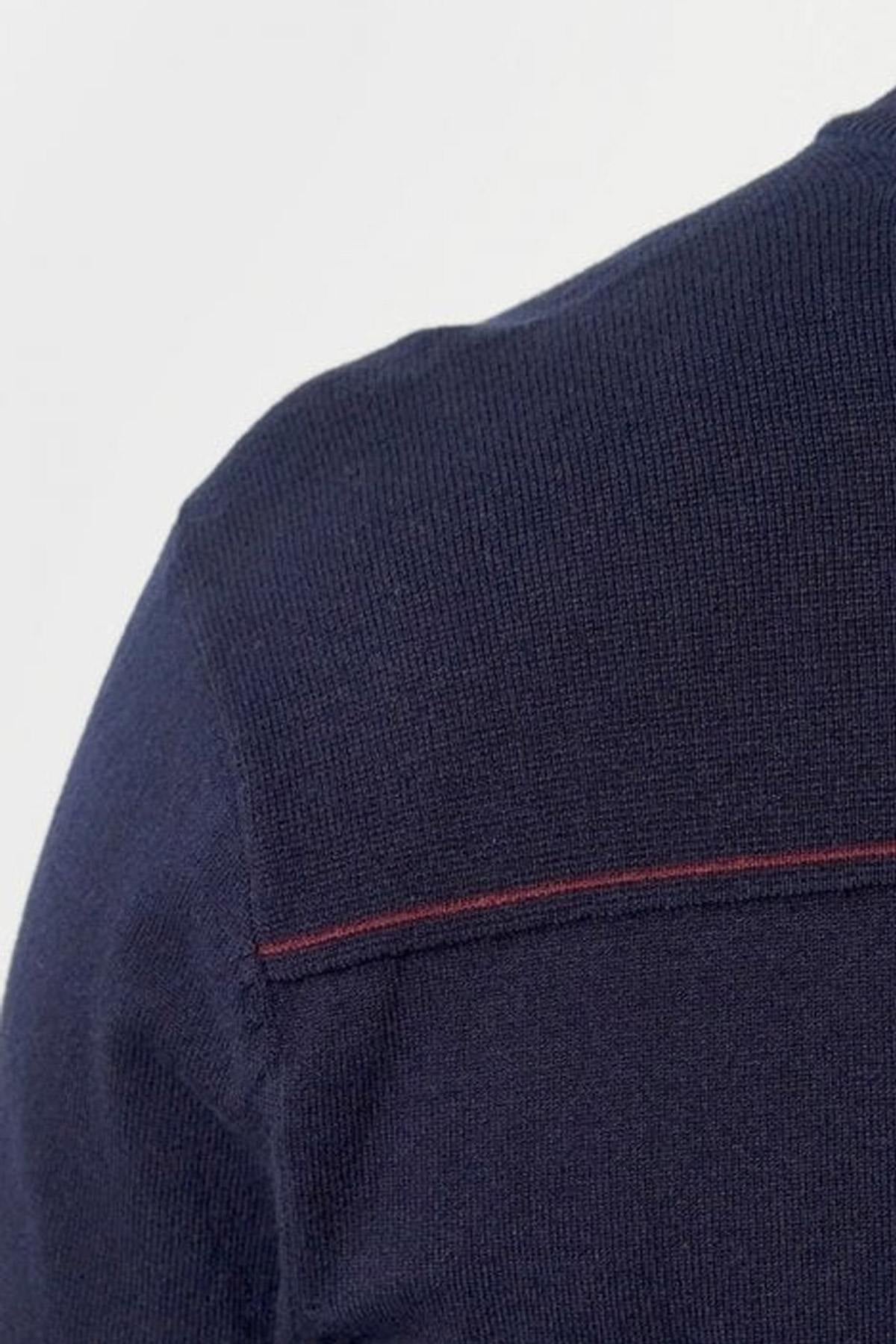 Navy knitted sweater with round neck - Image n°5